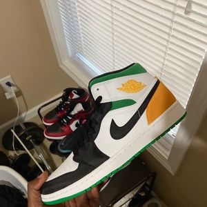 Jordan Retro1’s Mid